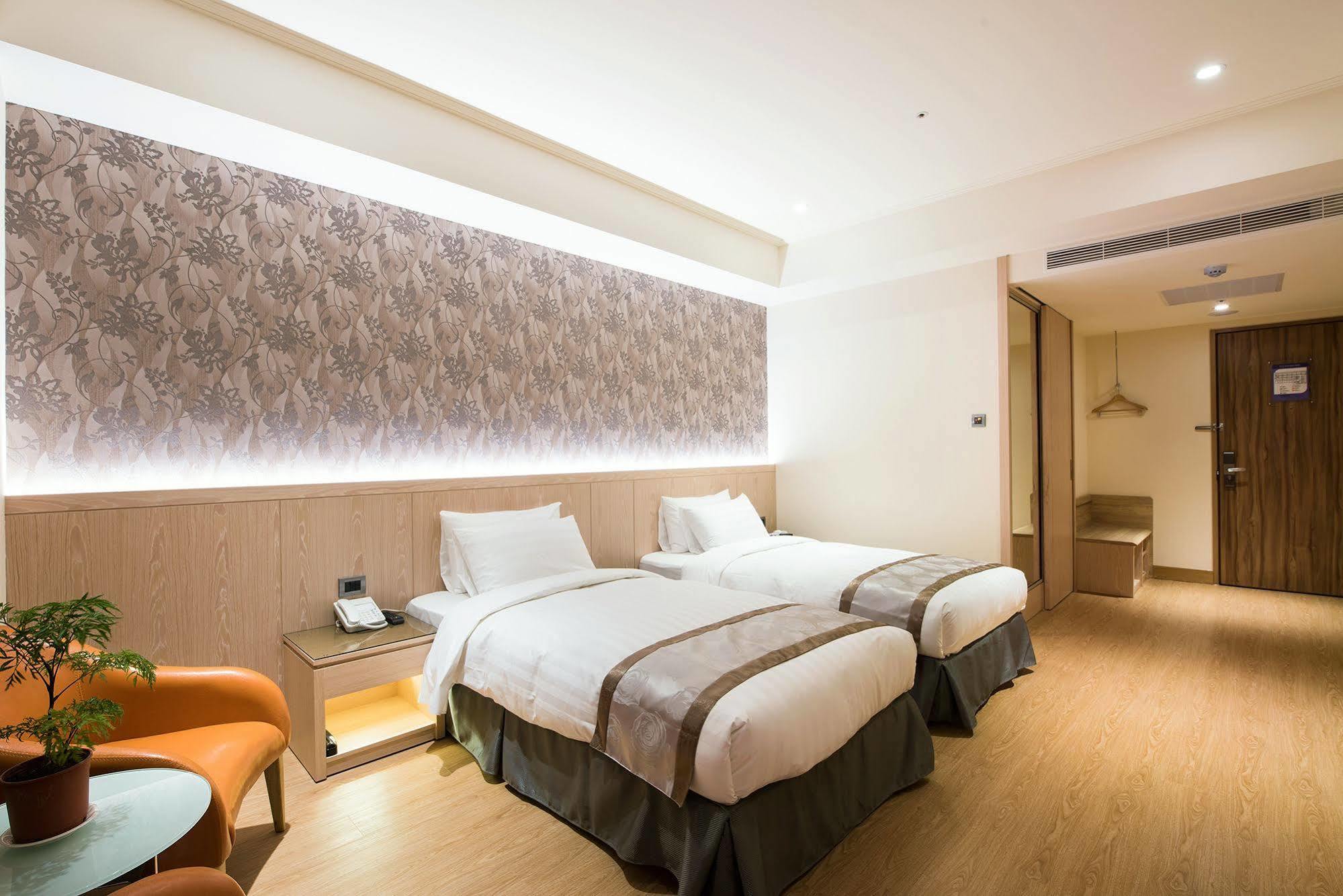 He Ti Hotel Taiping  Екстериор снимка